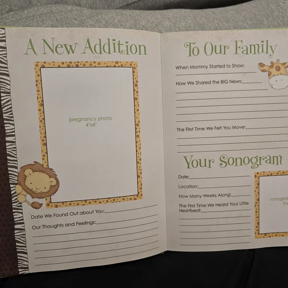 Adorable Animal Themed Baby Memory Book - Picture 4 of 5